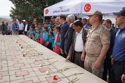 Şırnak'ta 36 Yıl Önce Katledilen 27 Kişi Mezarları Başında Anıldı