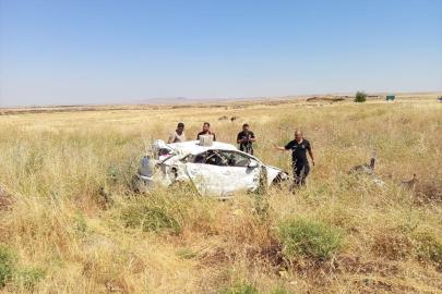 Şırnak'ta şarampole devrilen otomobildeki 1'i bebek 5 kişi yaralandı