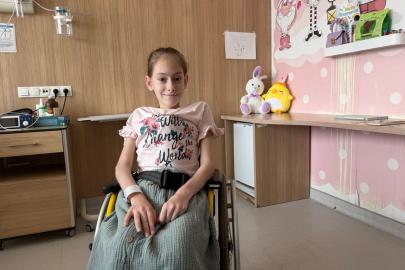 Skolyoz hastası Süheyda, dik duruşa kavuştu