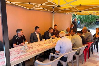 Suşehri'nde vatandaşlara aşure dağıtıldı