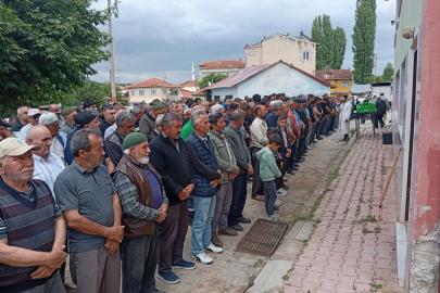 Tokat'ta iş kazasında hayatını kaybeden gencin cenazesi toprağa verildi