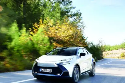 Toyota C-HR 10 yılı devirdi