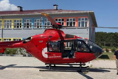 Traktör kazasında yaralanan çiftçi ambulans helikopterle hastaneye sevk edildi