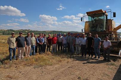 Trakya Tarımsal Araştırma Enstitüsünce geliştirilen yulaf çeşitlerinin hasadı yapıldı