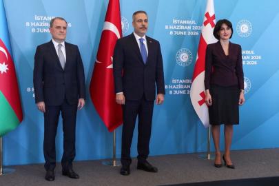 Türkiye-Azerbaycan-Gürcistan Üçlü Dışişleri Bakanları Toplantısı İstanbul'da başladı