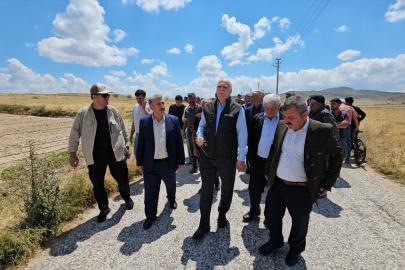 TZOB Genel Başkanı Bayraktar, tarım arazilerinde incelemelerde bulundu Açıklaması