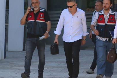 Uyuşturucu soruşturmasında gözaltına alınan baro başkanı istifa etti