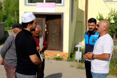 Van'da kuduz vakası tespit edilen mahallede karantina tedbirleri başlatıldı