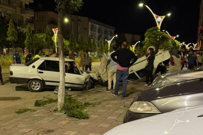 Yozgat'ta 4 aracın karıştığı zincirleme kazada 3 kişi yaralandı