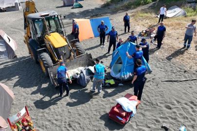 Zonguldak'ta Ereğli-Alaplı sahil hattında izinsiz yapı ve işgaller kaldırıldı