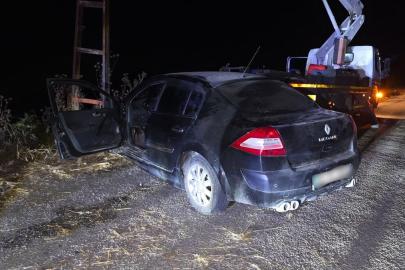 Elektrik direğine çarpan otomobilin alkollü sürücüsü ağır yaralandı