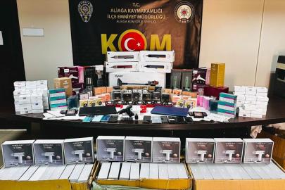 İzmir merkezli kaçakçılık operasyonunda yakalanan 7 şüpheli tutuklandı