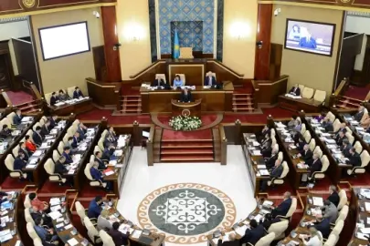 Kazakistan'da tarihi dönem: Yeni anayasa yürürlüğe girdi