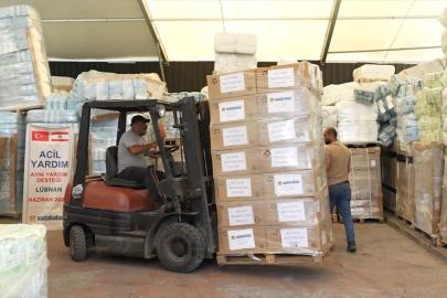 Sadakataşı Derneği Lübnan'a 30 konteyner yardım malzemesi ulaştırdı