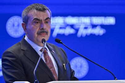 Bakan Tekin: Evlatlarımızı yetkin ve erdemli nesiller olarak yetiştirmenin gayreti içindeyiz