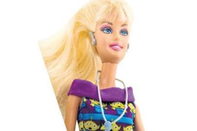 Sosyal medya çocukları ‘bıçak altına’ itiyor! Barbie burun, ince bel, kusursuz yüz...